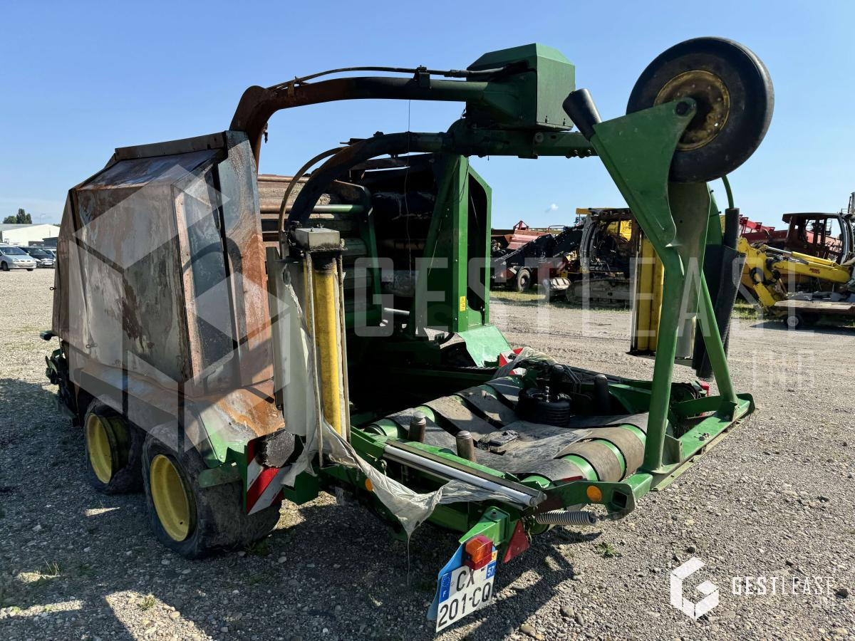 John Deere 744 - Rundbalspress: bild 3 John Deere 744 - Rundbalspress: bild 3