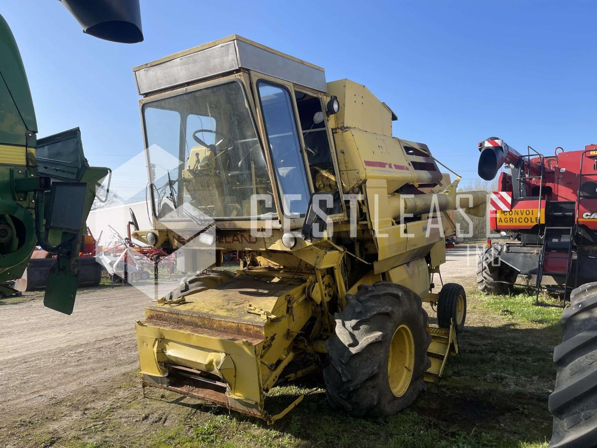 New Holland CLAYSON 1540 - Skördetröska: bild 4 New Holland CLAYSON 1540 - Skördetröska: bild 4