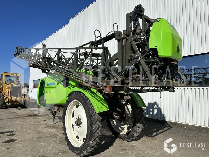 TECNOMA FORTIS 4200 - Bogserad spruta: bild 2 TECNOMA FORTIS 4200 - Bogserad spruta: bild 2