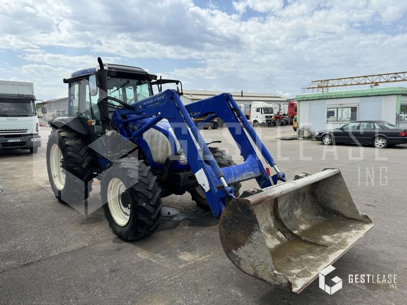 Valtra A72 - Traktor: bild 4 Valtra A72 - Traktor: bild 4