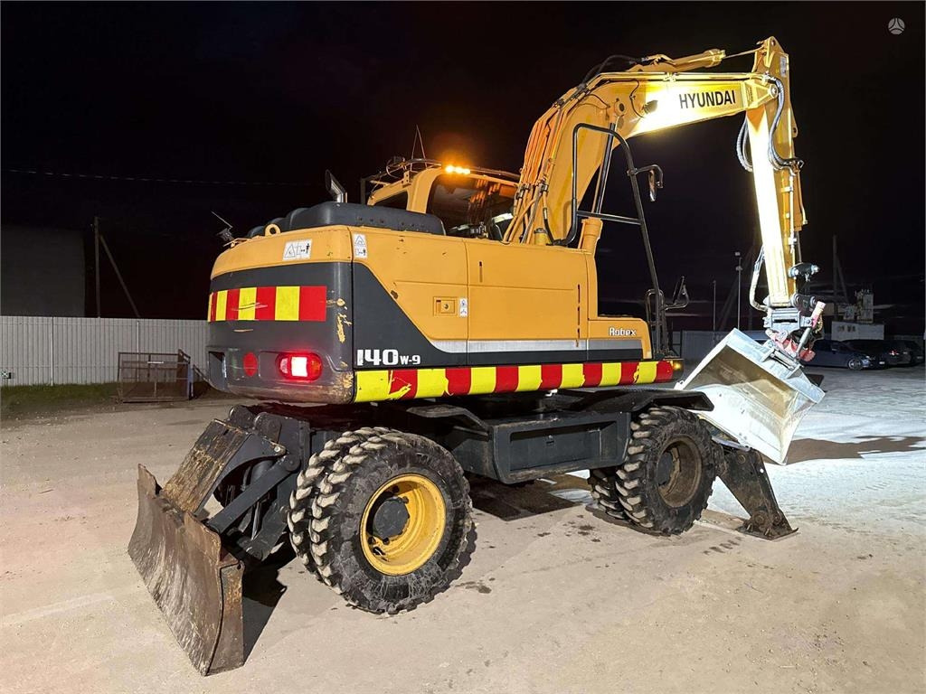 Hyundai Robex 140 W-9 ROTOTILT - Grävmaskin på däck: bild 4 Hyundai Robex 140 W-9 ROTOTILT - Grävmaskin på däck: bild 4