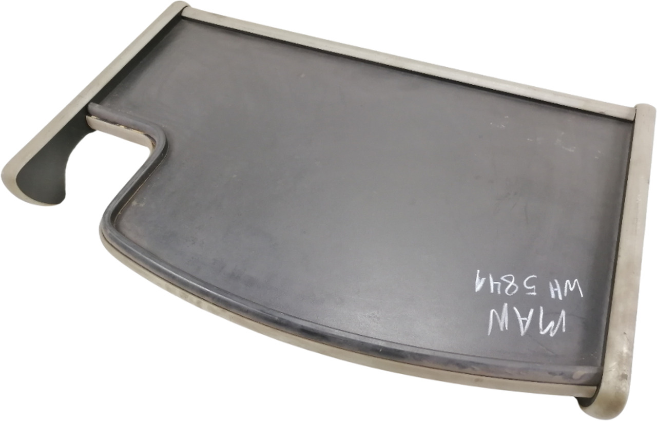 MAN Armatuurlaua pealne lisalaud - Universaldel för Lastbil: bild 1 MAN Armatuurlaua pealne lisalaud - Universaldel för Lastbil: bild 1