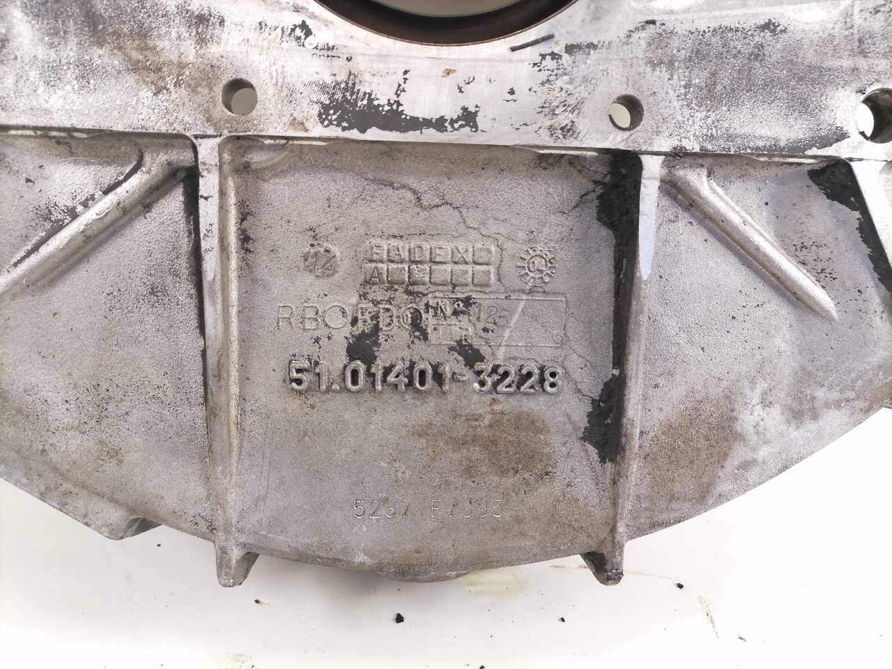 MAN Flywheel housing 51014013228 - Svänghjul för Lastbil: bild 5 MAN Flywheel housing 51014013228 - Svänghjul för Lastbil: bild 5