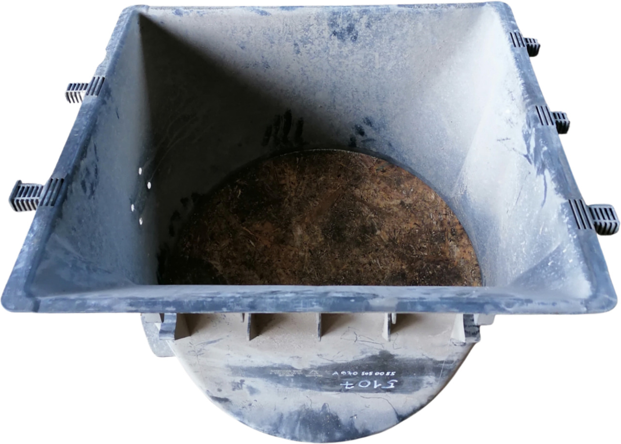 MB Fan shroud 9705050055 - Kylare för Lastbil: bild 1 MB Fan shroud 9705050055 - Kylare för Lastbil: bild 1