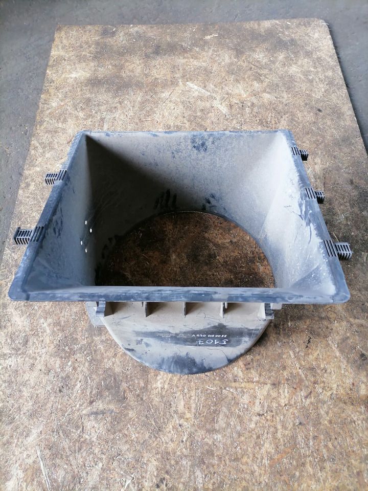 MB Fan shroud 9705050055 - Kylare för Lastbil: bild 2 MB Fan shroud 9705050055 - Kylare för Lastbil: bild 2