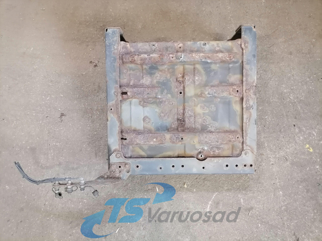 Mercedes-Benz Battery box A9415400916 - Batteri för Lastbil: bild 4 Mercedes-Benz Battery box A9415400916 - Batteri för Lastbil: bild 4