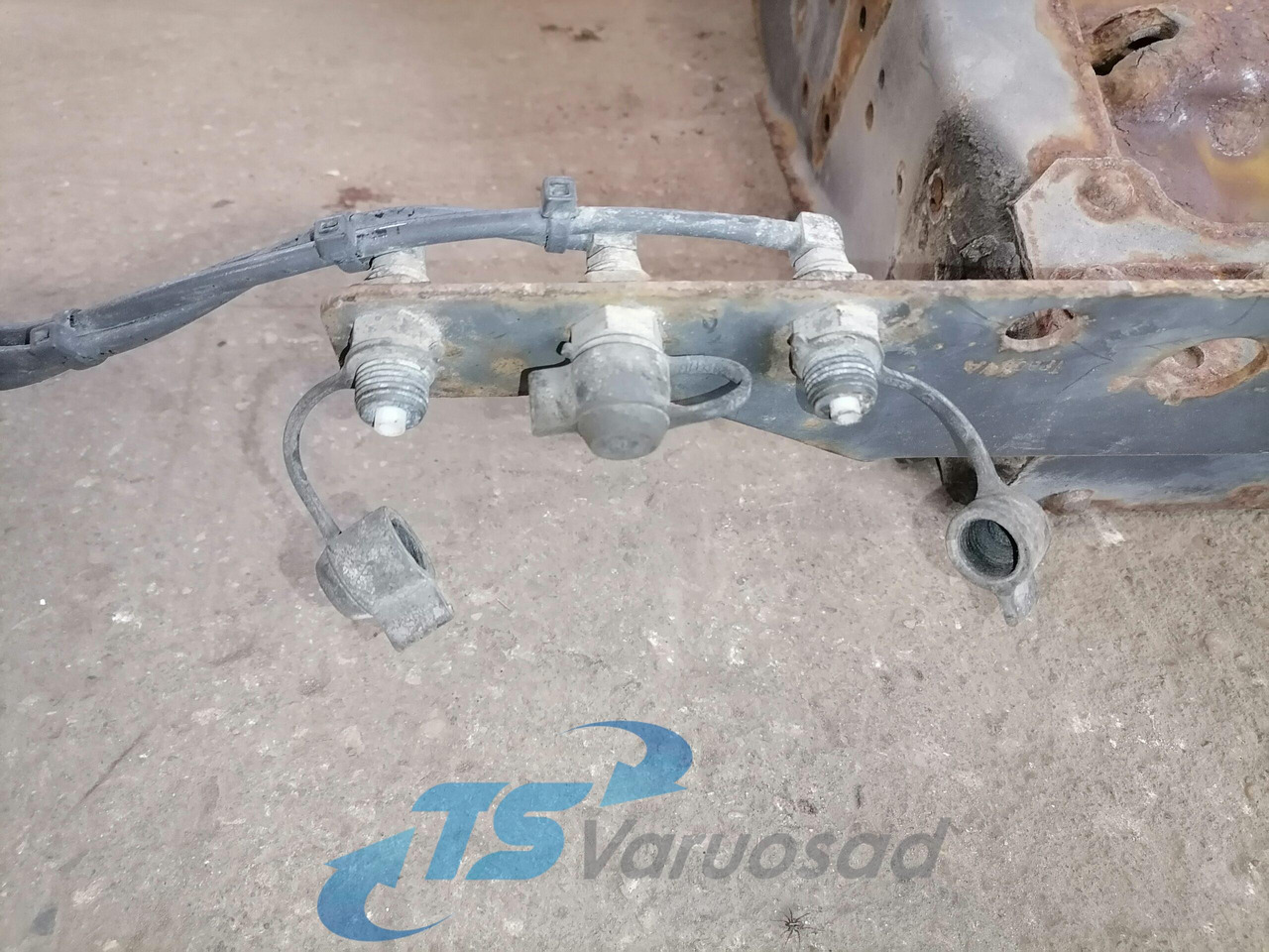 Mercedes-Benz Battery box A9415400916 - Batteri för Lastbil: bild 3 Mercedes-Benz Battery box A9415400916 - Batteri för Lastbil: bild 3