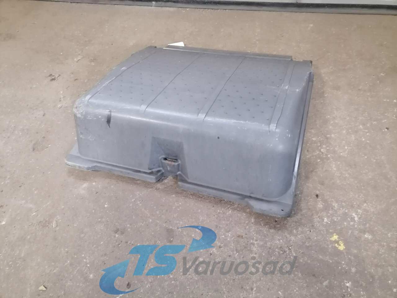 Mercedes-Benz Battery cover A9415410103 - Batteri för Lastbil: bild 1 Mercedes-Benz Battery cover A9415410103 - Batteri för Lastbil: bild 1