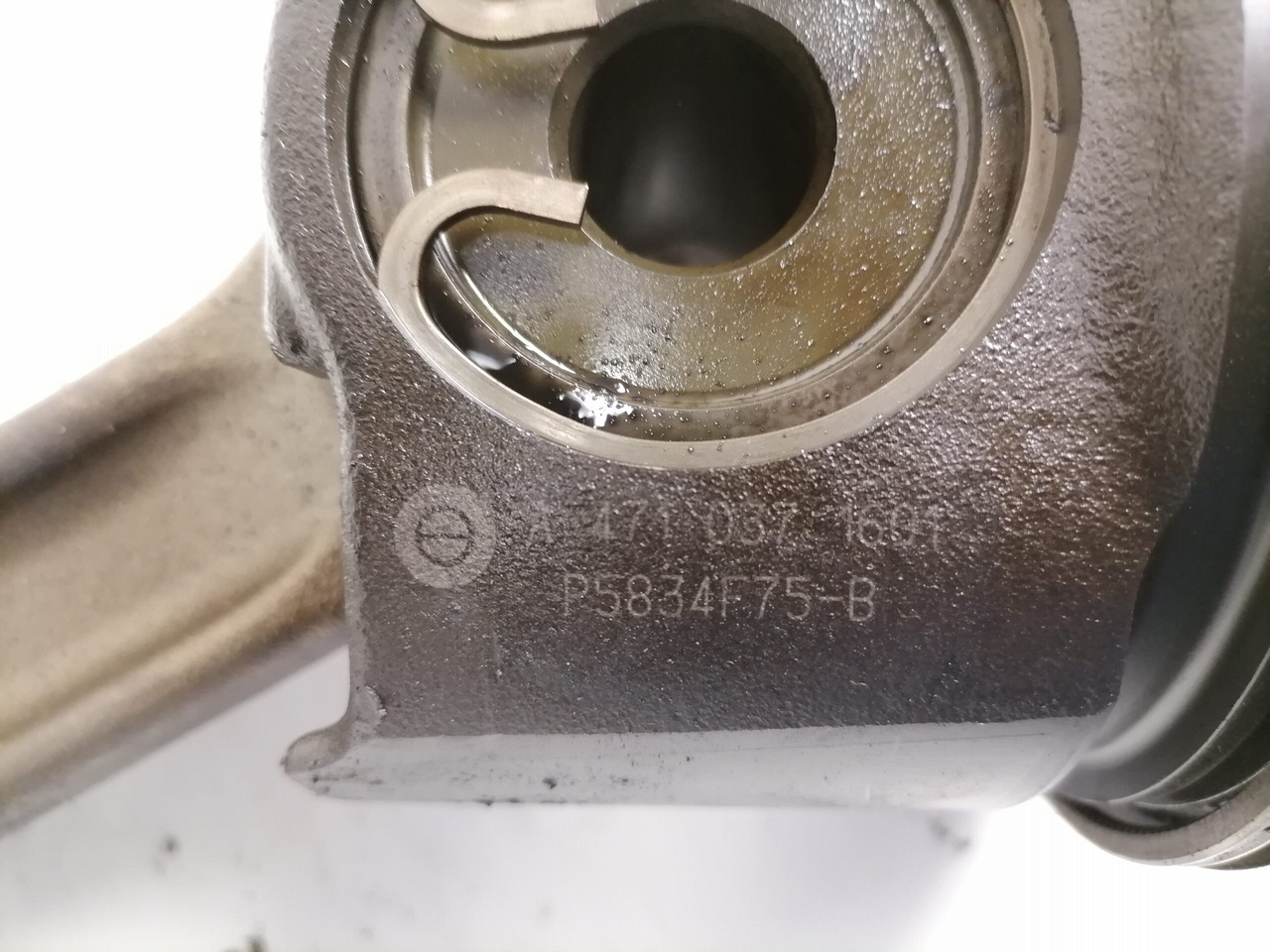Mercedes-Benz Connecting rod + piston A4710371601 - Kolvar/ Ring/ Ärm för Lastbil: bild 5 Mercedes-Benz Connecting rod + piston A4710371601 - Kolvar/ Ring/ Ärm för Lastbil: bild 5
