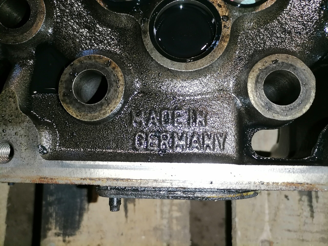 Mercedes-Benz Cylinder head A4710102720 - Huvudenhet för Lastbil: bild 3 Mercedes-Benz Cylinder head A4710102720 - Huvudenhet för Lastbil: bild 3