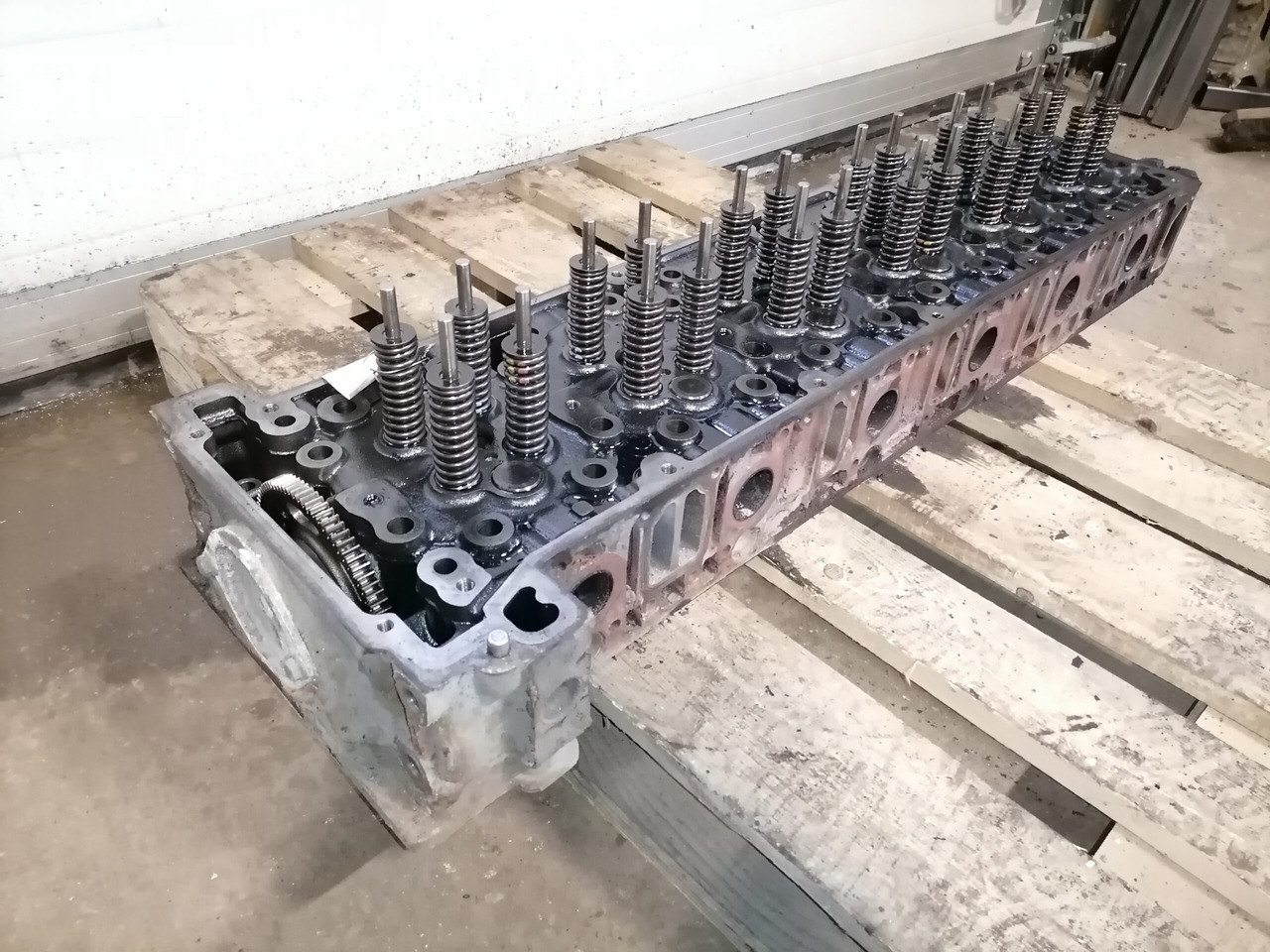 Huvudenhet för Lastbil Mercedes-Benz Cylinder head A4710102720: bild 7 Huvudenhet för Lastbil Mercedes-Benz Cylinder head A4710102720: bild 7