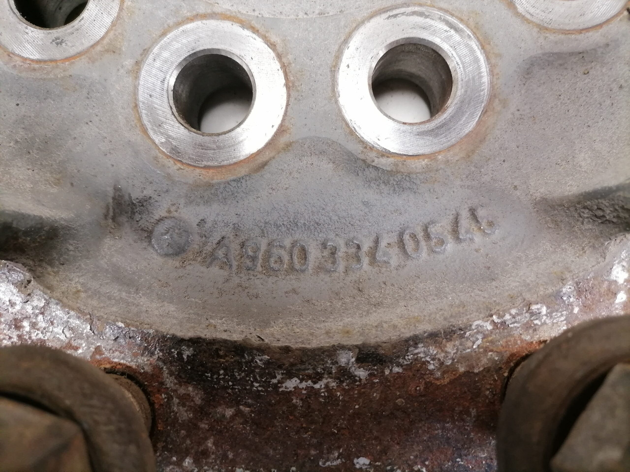 Mercedes-Benz Rattarummu flants, esisild A9603340545 - Hub för Lastbil: bild 4 Mercedes-Benz Rattarummu flants, esisild A9603340545 - Hub för Lastbil: bild 4