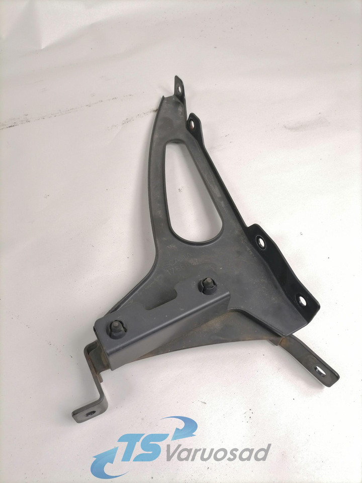 Scania Air deflector bracket 1756681 - Aerodynamik/ Spoiler för Lastbil: bild 1 Scania Air deflector bracket 1756681 - Aerodynamik/ Spoiler för Lastbil: bild 1