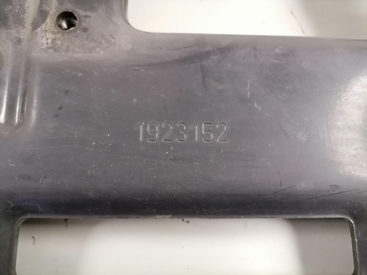 Scania Bumper bracket 1923152 - Stötfångare för Lastbil: bild 4 Scania Bumper bracket 1923152 - Stötfångare för Lastbil: bild 4