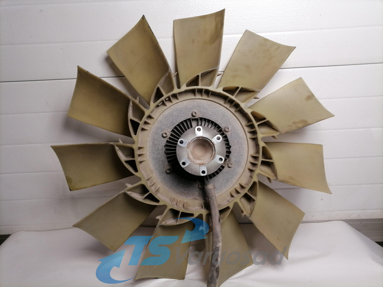 Scania Cooling fan 1763618 - Fläkt för Lastbil: bild 2 Scania Cooling fan 1763618 - Fläkt för Lastbil: bild 2