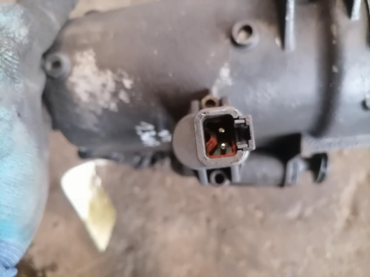 Scania Fuel filter unit 2060083 - Bränslefilter för Lastbil: bild 3 Scania Fuel filter unit 2060083 - Bränslefilter för Lastbil: bild 3