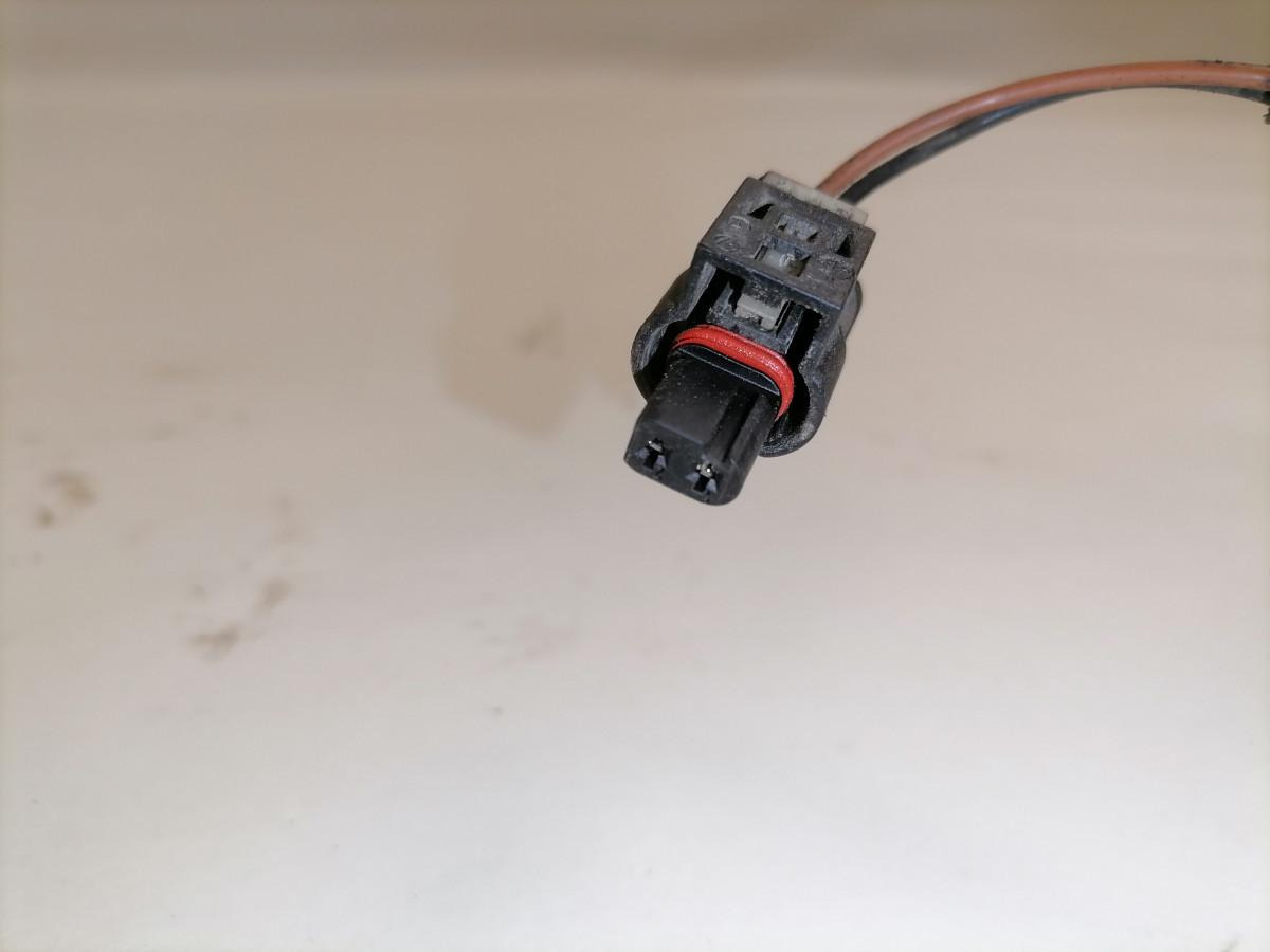 Scania Lisasoojendi jahutusvedeliku pump 9035367B - Värme/ Ventilation för Lastbil: bild 3 Scania Lisasoojendi jahutusvedeliku pump 9035367B - Värme/ Ventilation för Lastbil: bild 3