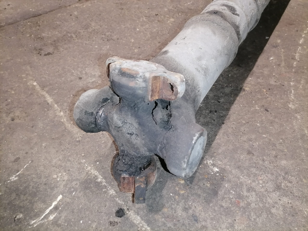 Scania Propeller shaft 1758279 - Kardanaxel för Lastbil: bild 3 Scania Propeller shaft 1758279 - Kardanaxel för Lastbil: bild 3