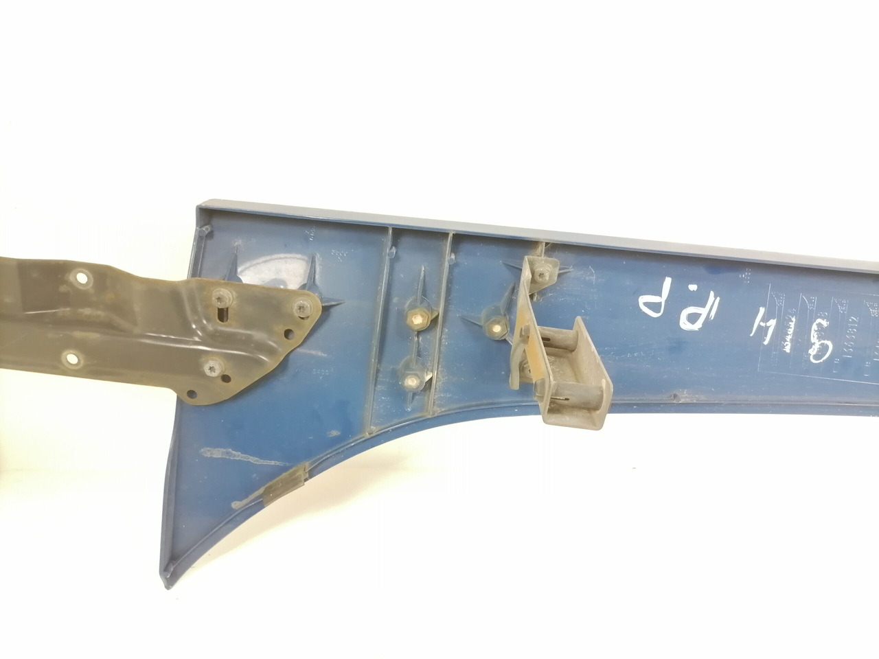 Scania Scania cab wind deflector, right side 1348520 - Aerodynamik/ Spoiler för Lastbil: bild 3 Scania Scania cab wind deflector, right side 1348520 - Aerodynamik/ Spoiler för Lastbil: bild 3