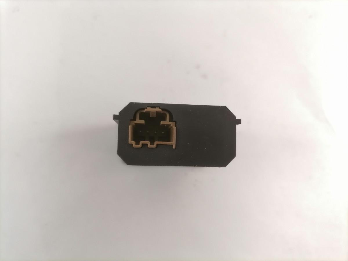 Scania USB pistiku paneel 2554704 - Elektriskt system för Lastbil: bild 3 Scania USB pistiku paneel 2554704 - Elektriskt system för Lastbil: bild 3