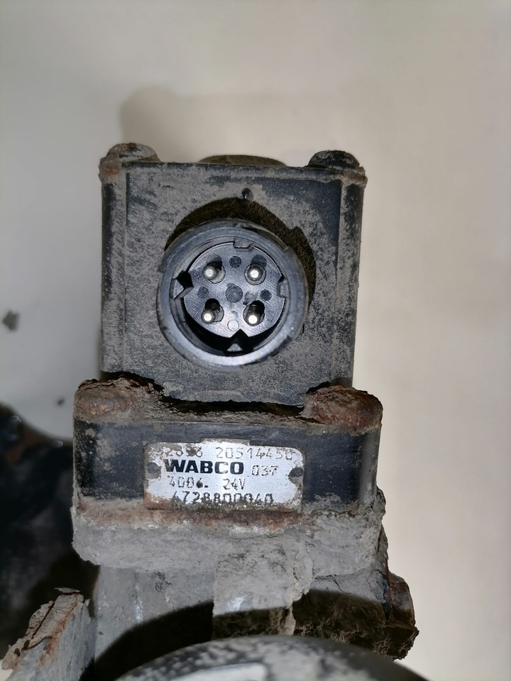 Volvo Air suspension control valve, ECAS 20514450 - Bromsventil för Lastbil: bild 2 Volvo Air suspension control valve, ECAS 20514450 - Bromsventil för Lastbil: bild 2