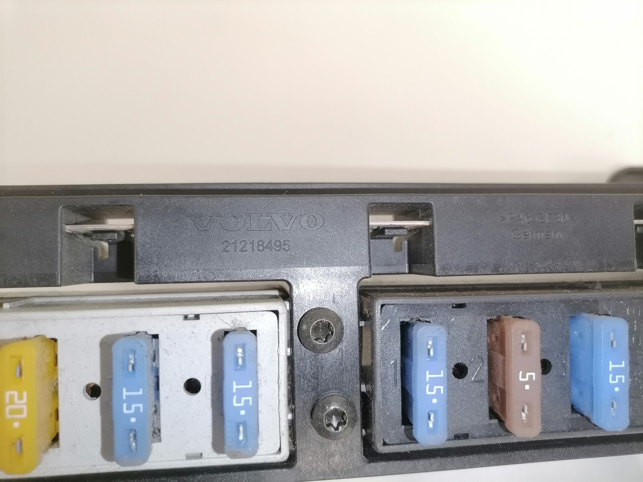 Volvo Central electric unit 21218495 - Säkring för Lastbil: bild 3 Volvo Central electric unit 21218495 - Säkring för Lastbil: bild 3