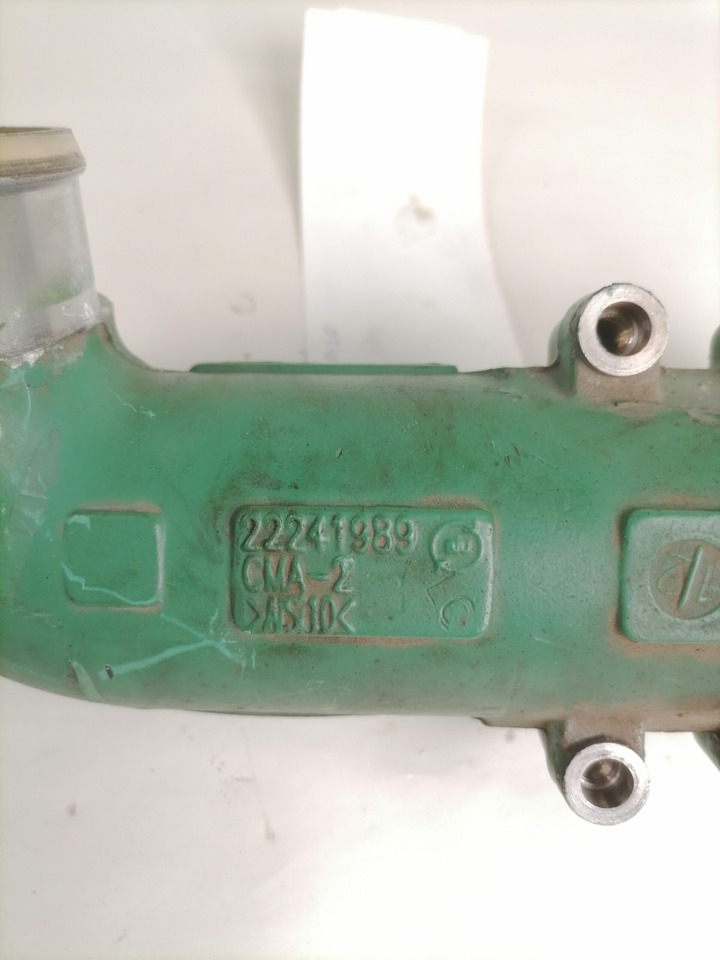 Volvo Coolant pipe 22241989 - Kylsystem för Lastbil: bild 2 Volvo Coolant pipe 22241989 - Kylsystem för Lastbil: bild 2