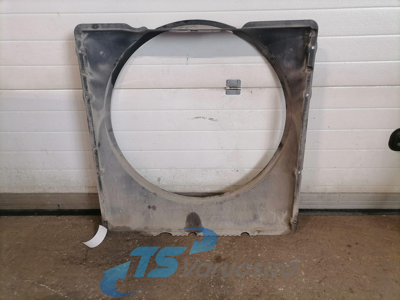 Volvo Fan shroud 20502964 - Kylare för Lastbil: bild 2 Volvo Fan shroud 20502964 - Kylare för Lastbil: bild 2