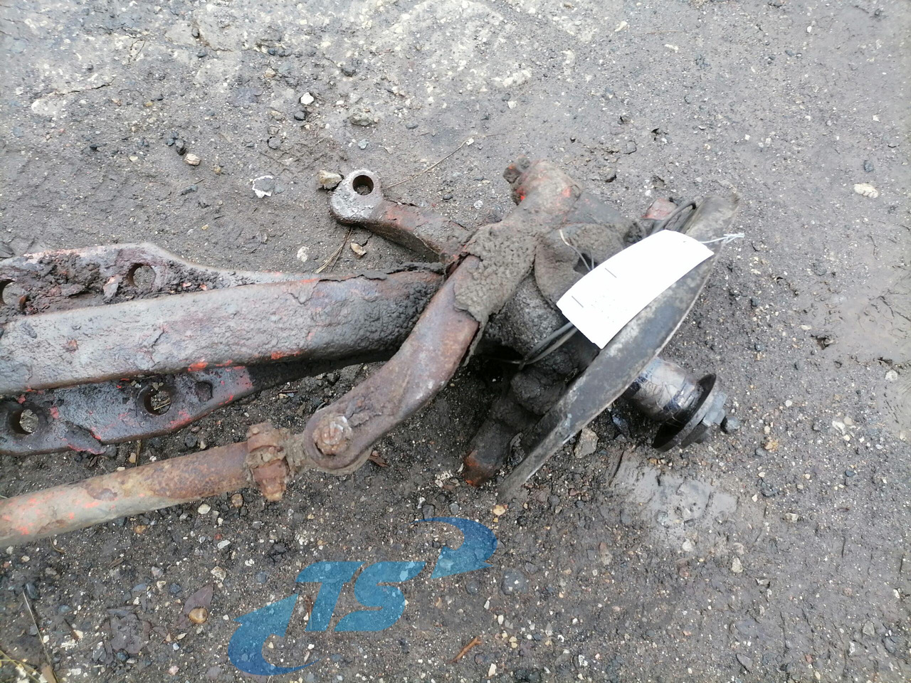 Volvo First axel housing 20399065 - Framaxel för Lastbil: bild 5 Volvo First axel housing 20399065 - Framaxel för Lastbil: bild 5