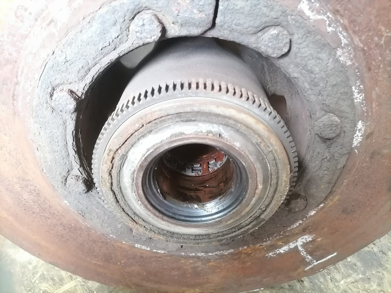 Volvo First wheel hub 21022433 - Hub för Lastbil: bild 3 Volvo First wheel hub 21022433 - Hub för Lastbil: bild 3