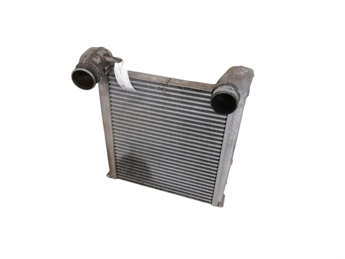 Volvo Intercooler radiator 21675284 - Intercooler för Lastbil: bild 1 Volvo Intercooler radiator 21675284 - Intercooler för Lastbil: bild 1
