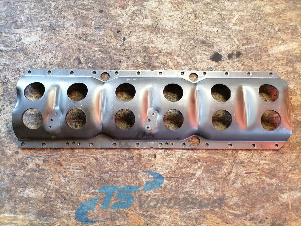 Volvo Ladder frame 20499612 - Oljetråg för Lastbil: bild 2 Volvo Ladder frame 20499612 - Oljetråg för Lastbil: bild 2