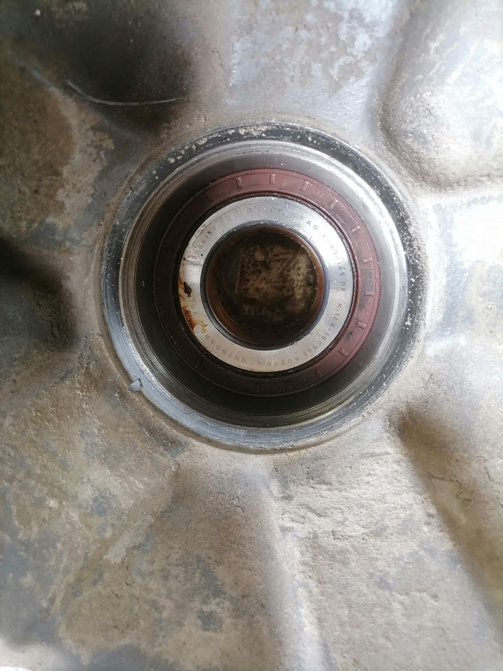 Volvo Rattarumm 21022433 - Hub för Lastbil: bild 4 Volvo Rattarumm 21022433 - Hub för Lastbil: bild 4