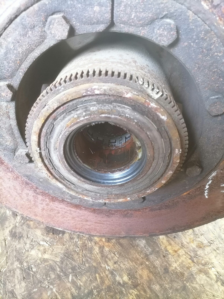 Volvo Rattarumm 21022433 - Hub för Lastbil: bild 3 Volvo Rattarumm 21022433 - Hub för Lastbil: bild 3