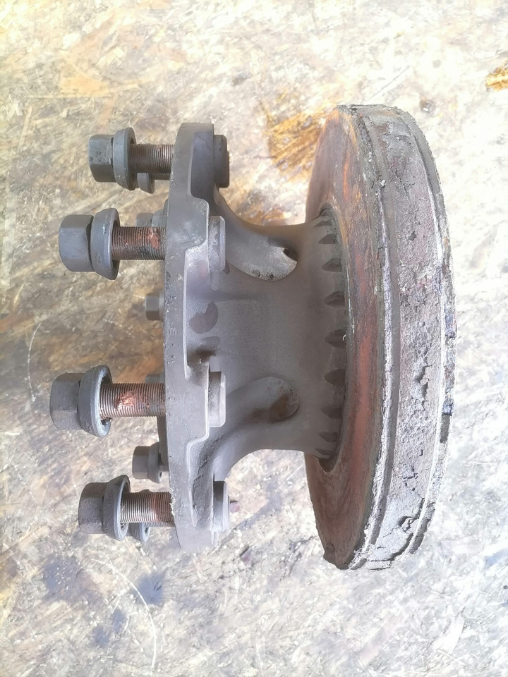 Volvo Rattarumm 21022433 - Hub för Lastbil: bild 4 Volvo Rattarumm 21022433 - Hub för Lastbil: bild 4