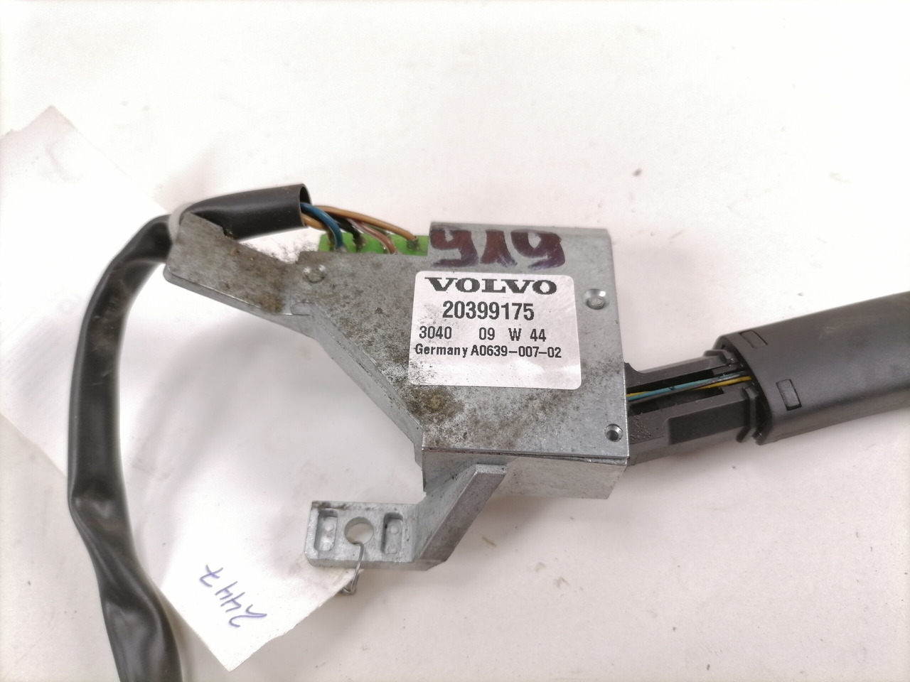 Volvo Switch 20399175 - Elektriskt system för Lastbil: bild 3 Volvo Switch 20399175 - Elektriskt system för Lastbil: bild 3
