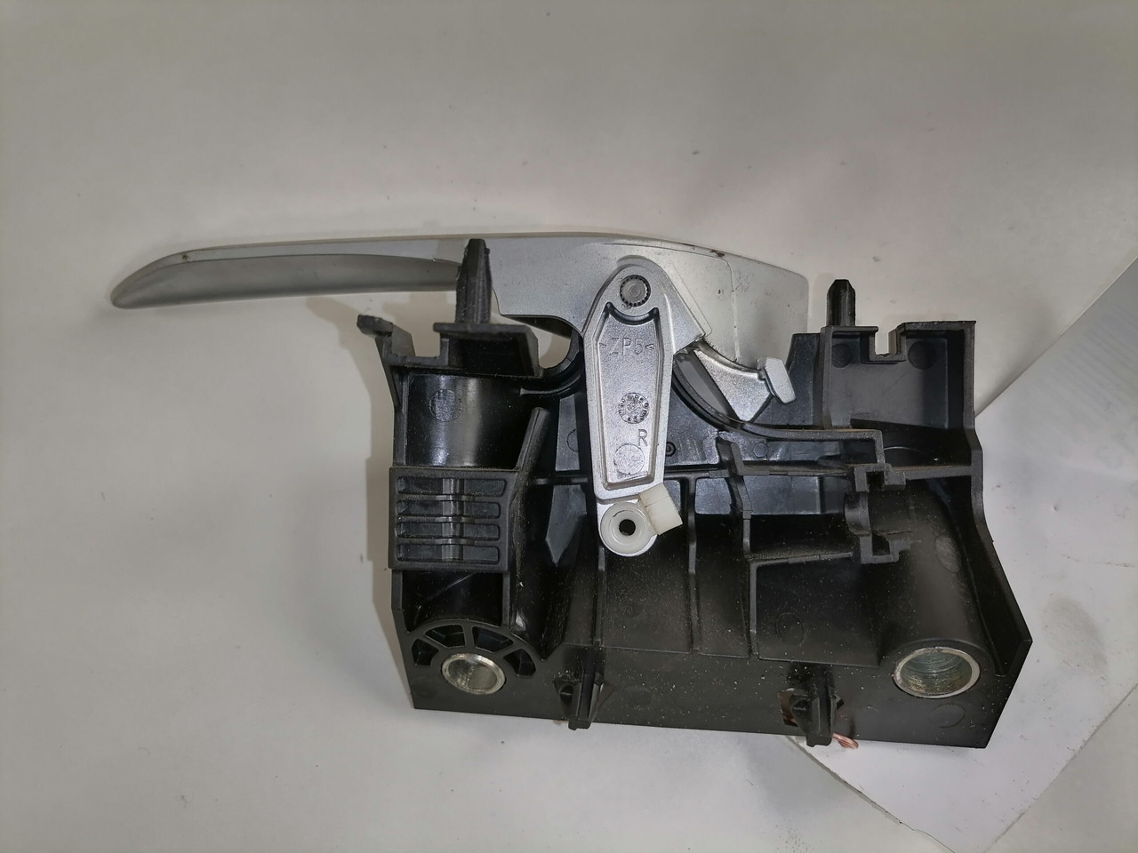 Volvo Ukselink, sisemine parem 84012027 - Dörr och reservdelar för Lastbil: bild 4 Volvo Ukselink, sisemine parem 84012027 - Dörr och reservdelar för Lastbil: bild 4