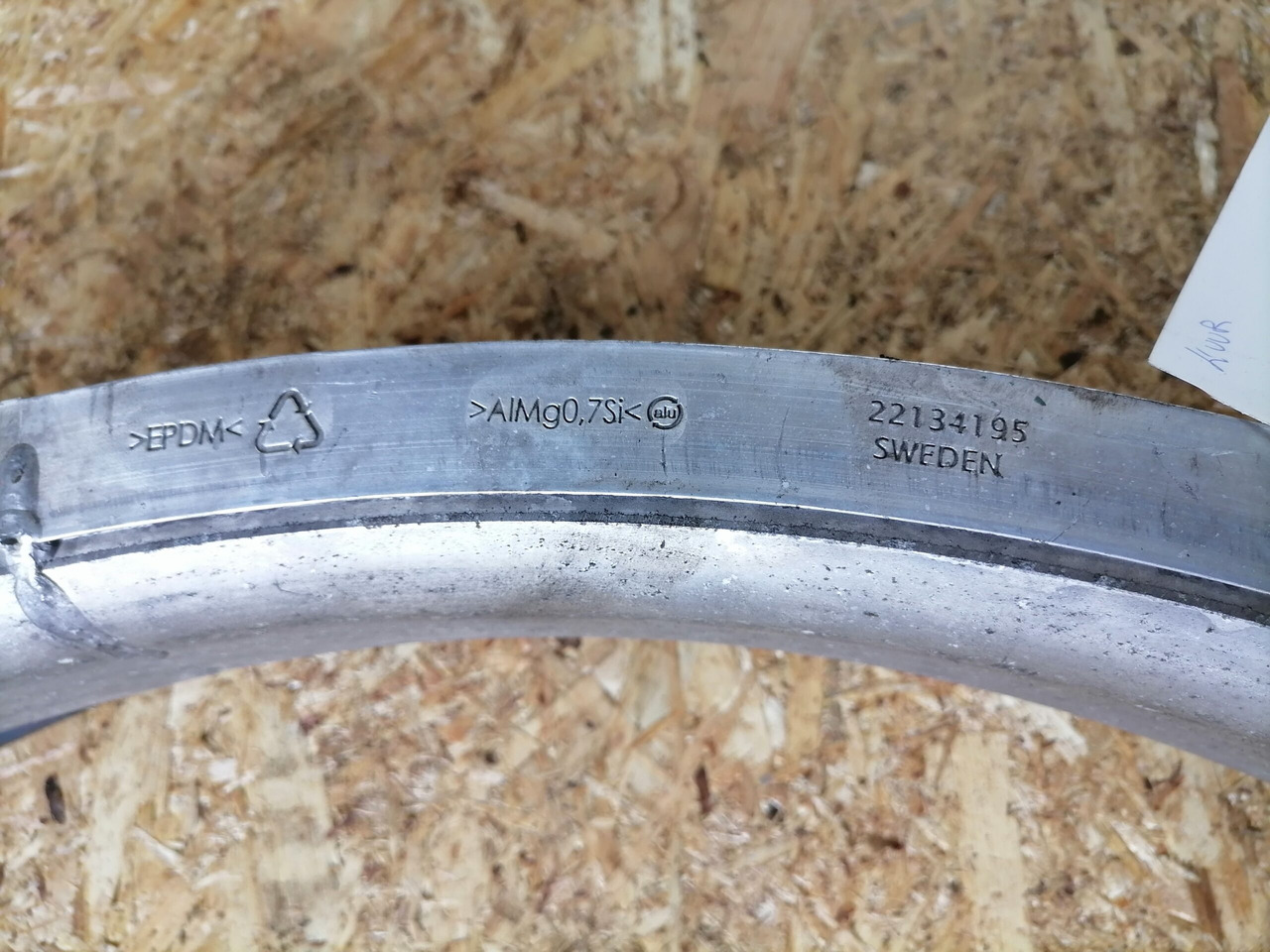 Volvo Ventilaatori metallrõngas 22134195 - Kylare för Lastbil: bild 5 Volvo Ventilaatori metallrõngas 22134195 - Kylare för Lastbil: bild 5