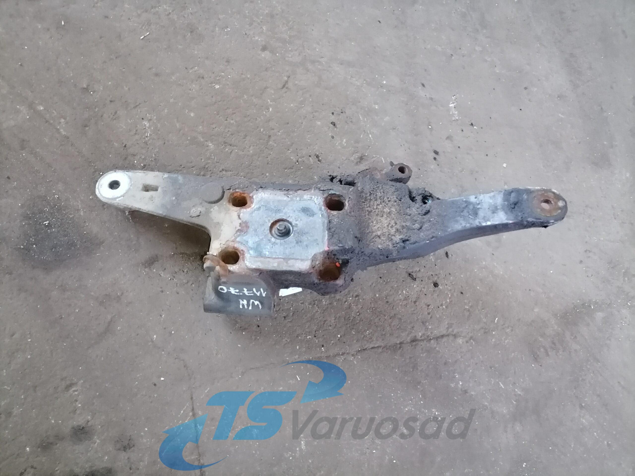 Volvo Volvo drive axle / axle mounting / airbag carrier 20428752 - Axel och reservdelar för Lastbil: bild 1 Volvo Volvo drive axle / axle mounting / airbag carrier 20428752 - Axel och reservdelar för Lastbil: bild 1