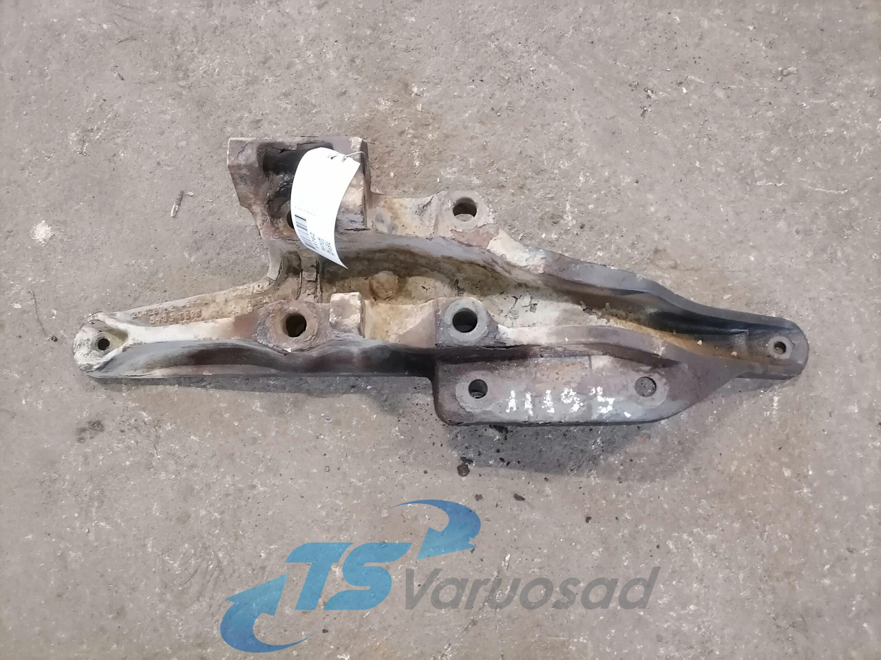 Volvo Volvo drive axle / axle mounting / airbag carrier 20428752 - Axel och reservdelar för Lastbil: bild 2 Volvo Volvo drive axle / axle mounting / airbag carrier 20428752 - Axel och reservdelar för Lastbil: bild 2