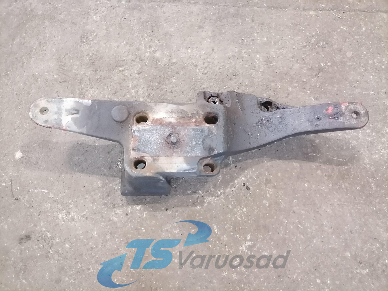 Volvo Volvo drive axle / axle mounting / airbag carrier 20428752 - Axel och reservdelar för Lastbil: bild 1 Volvo Volvo drive axle / axle mounting / airbag carrier 20428752 - Axel och reservdelar för Lastbil: bild 1