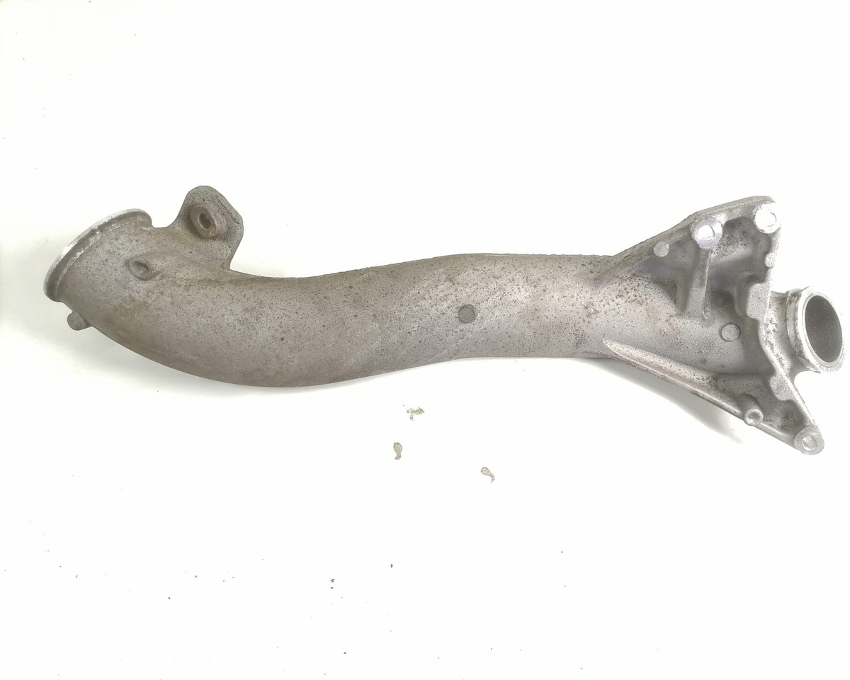 Volvo intercooler pipe 21808309 - Intercooler för Lastbil: bild 2 Volvo intercooler pipe 21808309 - Intercooler för Lastbil: bild 2