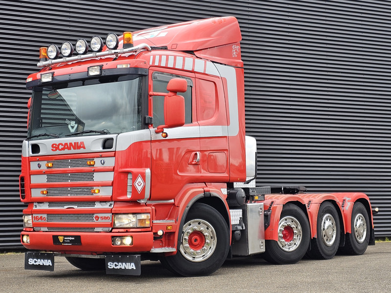 Scania R 164.580 8x4-4 / 150T / MANUAL / RETARDER / BIG AXLE - Dragbil: bild 1 Scania R 164.580 8x4-4 / 150T / MANUAL / RETARDER / BIG AXLE - Dragbil: bild 1