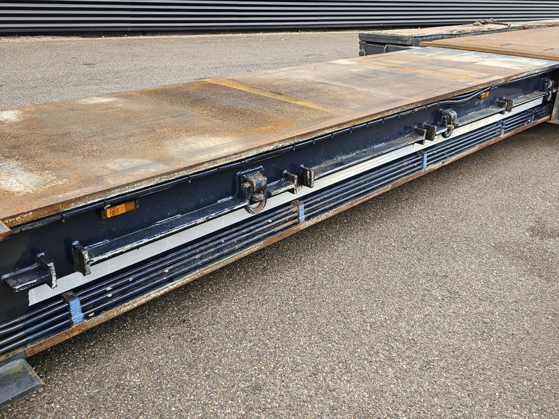 Faymonville STBZ-5VA + 3 AXLE JEEP DOLLY / EXTENDABLE / REMOVABLE NECK - Låg lastare semitrailer: bild 4 Faymonville STBZ-5VA + 3 AXLE JEEP DOLLY / EXTENDABLE / REMOVABLE NECK - Låg lastare semitrailer: bild 4