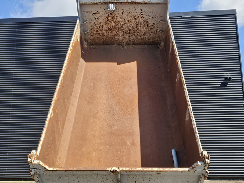 MAN TGA 26.440 / TIPPER - TRACTOR COMBI /6x4 / SPRING / BIG AXLE - Tippbil lastbil: bild 3 MAN TGA 26.440 / TIPPER - TRACTOR COMBI /6x4 / SPRING / BIG AXLE - Tippbil lastbil: bild 3