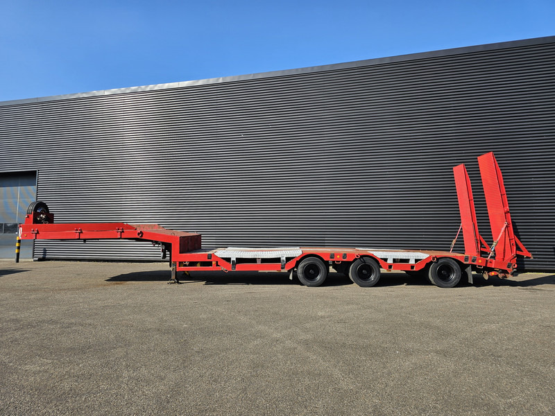 MOESLEIN RADMULDEN / TIEFLADER / RAMPEN - Låg lastare semitrailer: bild 5 MOESLEIN RADMULDEN / TIEFLADER / RAMPEN - Låg lastare semitrailer: bild 5