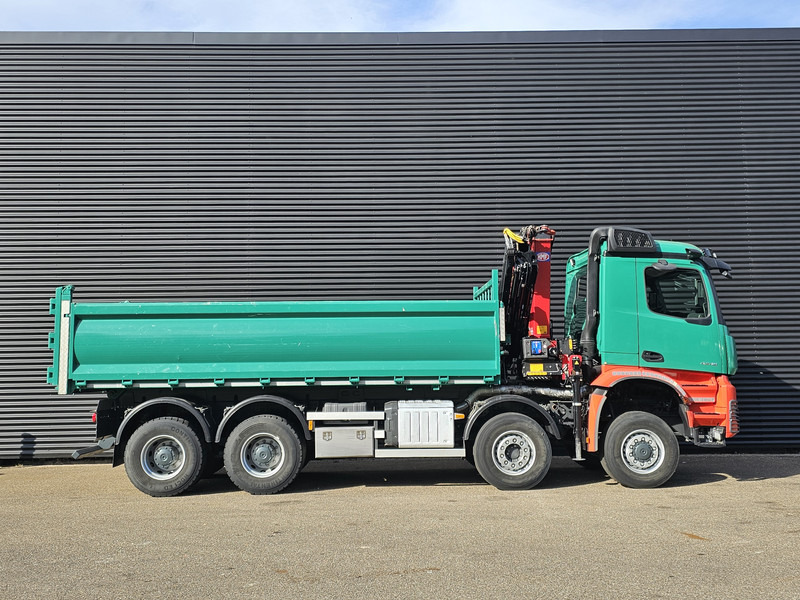 Tippbil lastbil, Kranbil Mercedes-Benz AROCS 4145 / 8X6 / TIPPER + HMF CRANE: bild 11