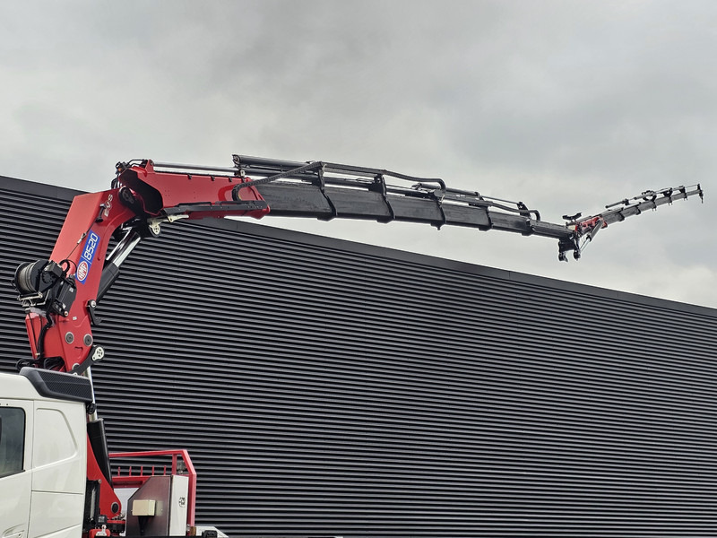 Volvo FH 540 8x2 / 85 t/m CRANE / JIB / WINCH / KRAN - Kranbil: bild 2 Volvo FH 540 8x2 / 85 t/m CRANE / JIB / WINCH / KRAN - Kranbil: bild 2