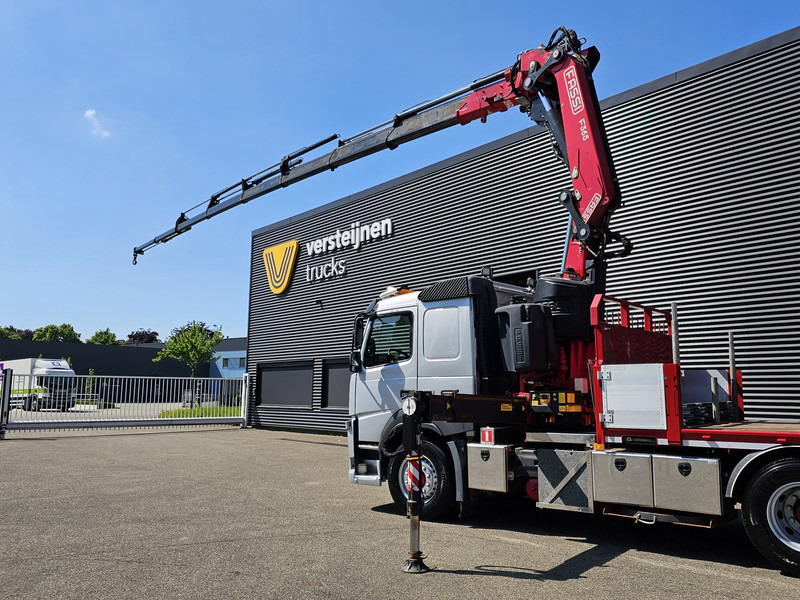 Volvo FM 460 8x4-4 / FASSI 36.5 t/m -8 x EXTENSION + WINCH - Flakbil, Kranbil: bild 3 Volvo FM 460 8x4-4 / FASSI 36.5 t/m -8 x EXTENSION + WINCH - Flakbil, Kranbil: bild 3