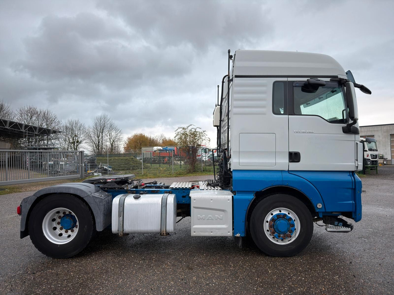 MAN 18.480 4x4 Hydro Drive | Stand-Klima | Kipphydr. - Dragbil: bild 5 MAN 18.480 4x4 Hydro Drive | Stand-Klima | Kipphydr. - Dragbil: bild 5